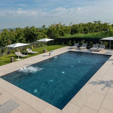 Agriturismo Speziale Wine Resort Verduno Экстерьер фото